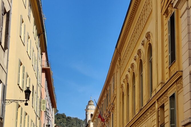 Visit Nice in 2h with Local Certified Guide - Promenade des Anglais: #iloveNice and sea-front perspective