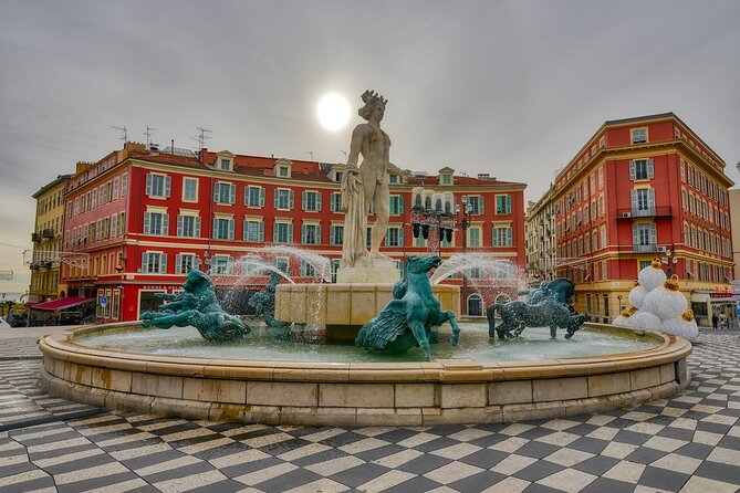 Visit Nice in 2h with Local Certified Guide - The climb to Le Château: 300 steps, big views, and a payoff park
