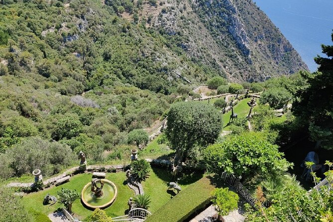 Visit of the Medieval Village of Èze - Stop 4: Notre-Dame-de-l’Assomption de Èze, neo-classical details you can actually spot